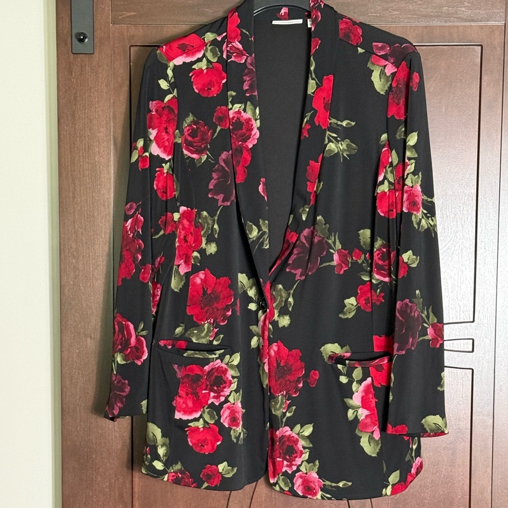 Susan Graver Oversized Red Roses Floral Print Liquid Knit Blazer.  Plus Size